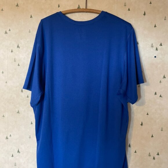 Nike Men's Dri-fit Legend Fitness T-shirt - Picture 4 of 4